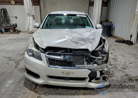 2013 Subaru Legacy 2.5I Premium z USA, uszkodzony, nr VIN 4S3BMBB66D3049041